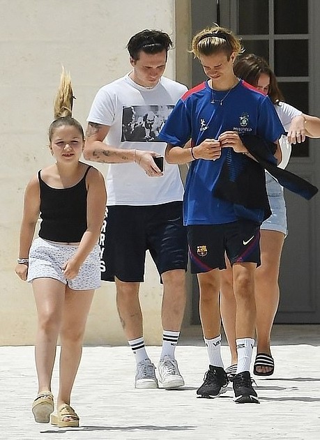 Brooklyn訂婚, Brooklyn Beckham Nicola Peltz, 碧咸, 碧咸嫂, 哈七,