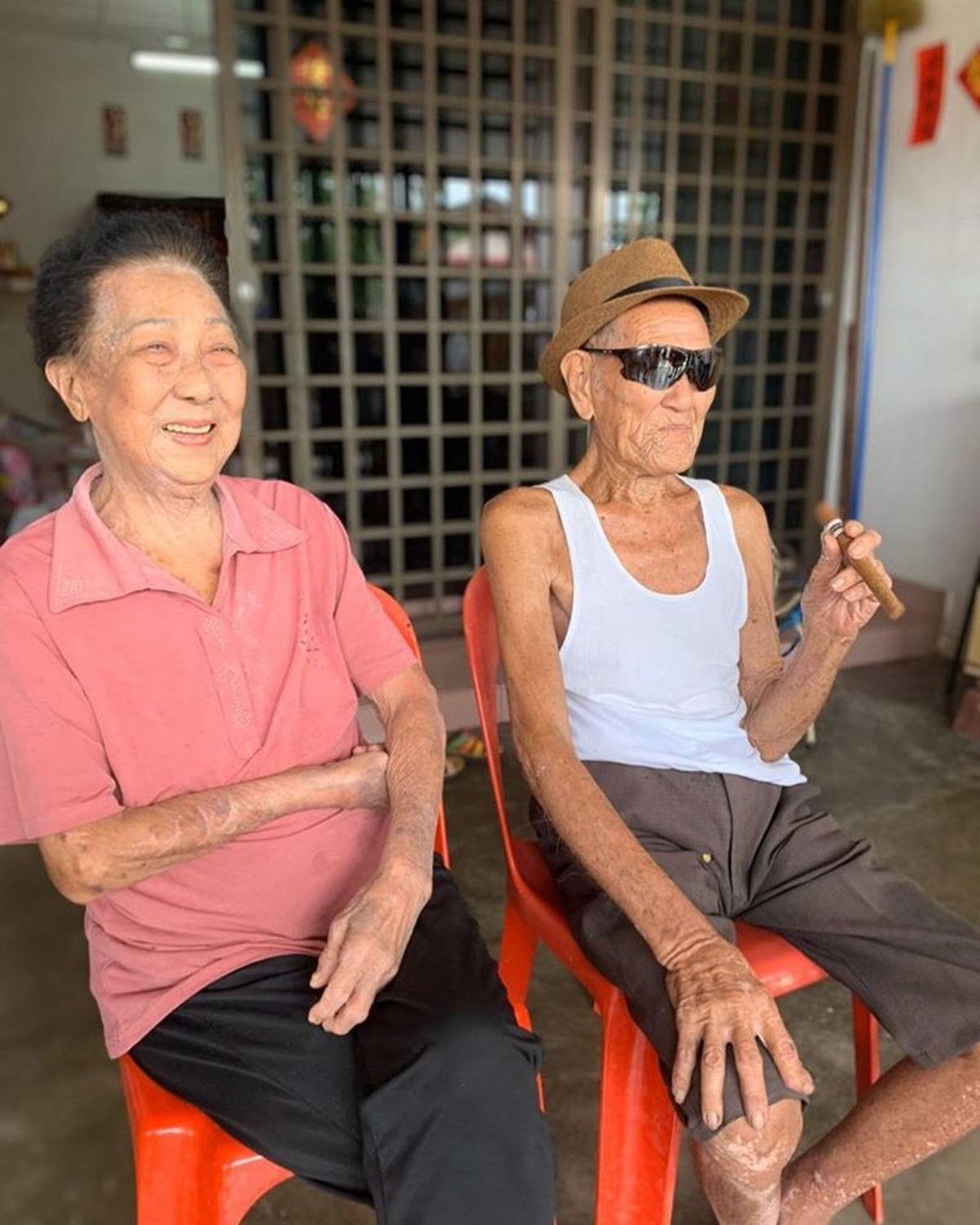 感人愛情故事 陳有理、江畫眉 帶電筒為看清太太遺容!