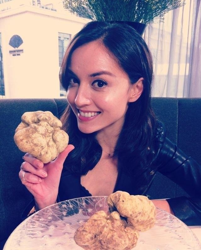 Mandy Lieu同洗米華復合?同赴泰國避疫,網民:個3億分手費回水未