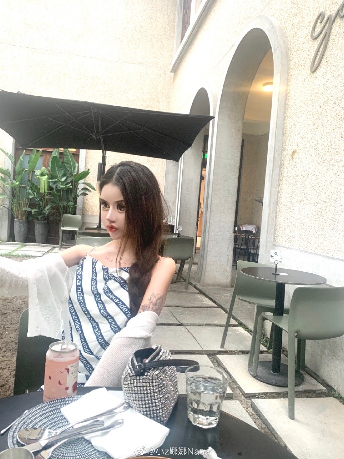 整容上癮, 整容失敗, 整容, 玻尿酸, 大陸網紅, 蛇精女,