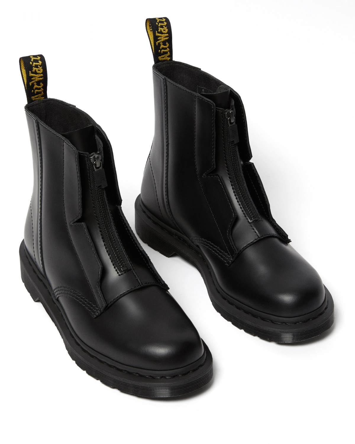 Dr.Martens A-COLD-WLL靴子!無鞋孔+側拉錬+隱藏黑線顯簡約型格!