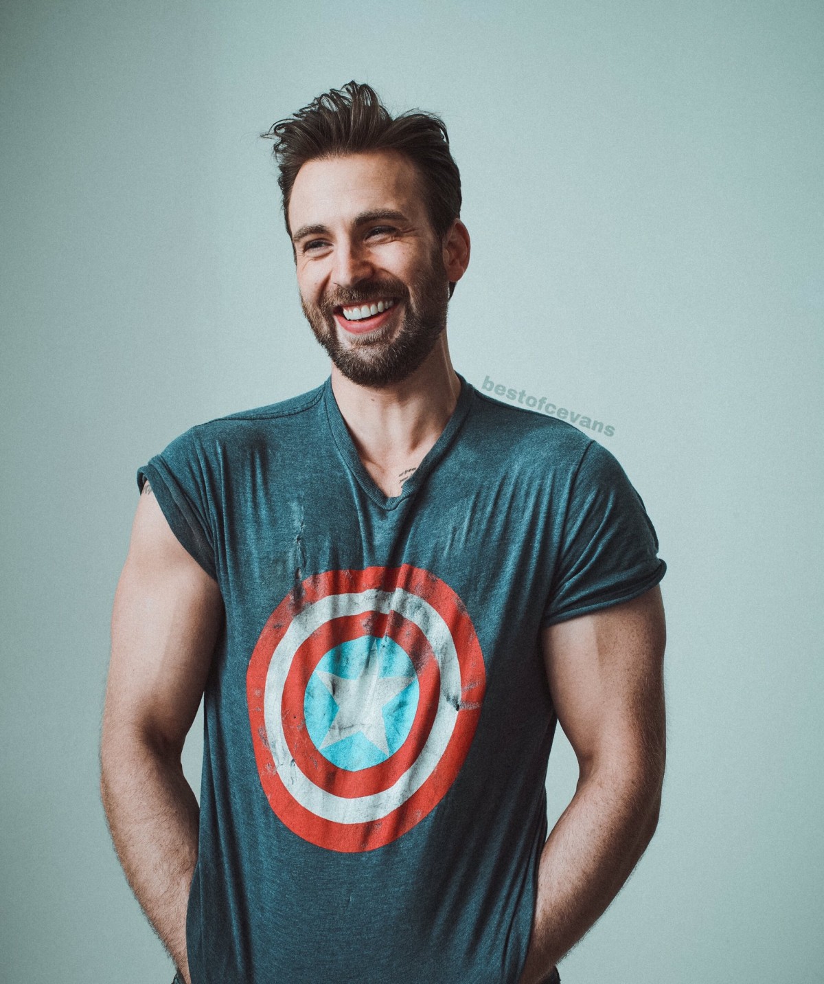 Chris Evans, Lily James, Chris Evans拍拖, 美國隊長拍拖, Lily Collins