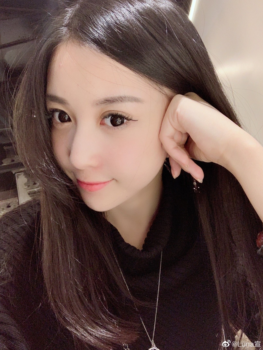 潘瑋柏Luna, 潘瑋柏空姐, 潘瑋柏結婚, 潘瑋柏老婆, 潘瑋柏女友, 最美空姐Luna, 房祖名陳柏霖