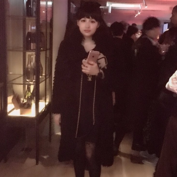 半島千金, 富二代, 半島酒店千金Julia Colfer, 富二代生活