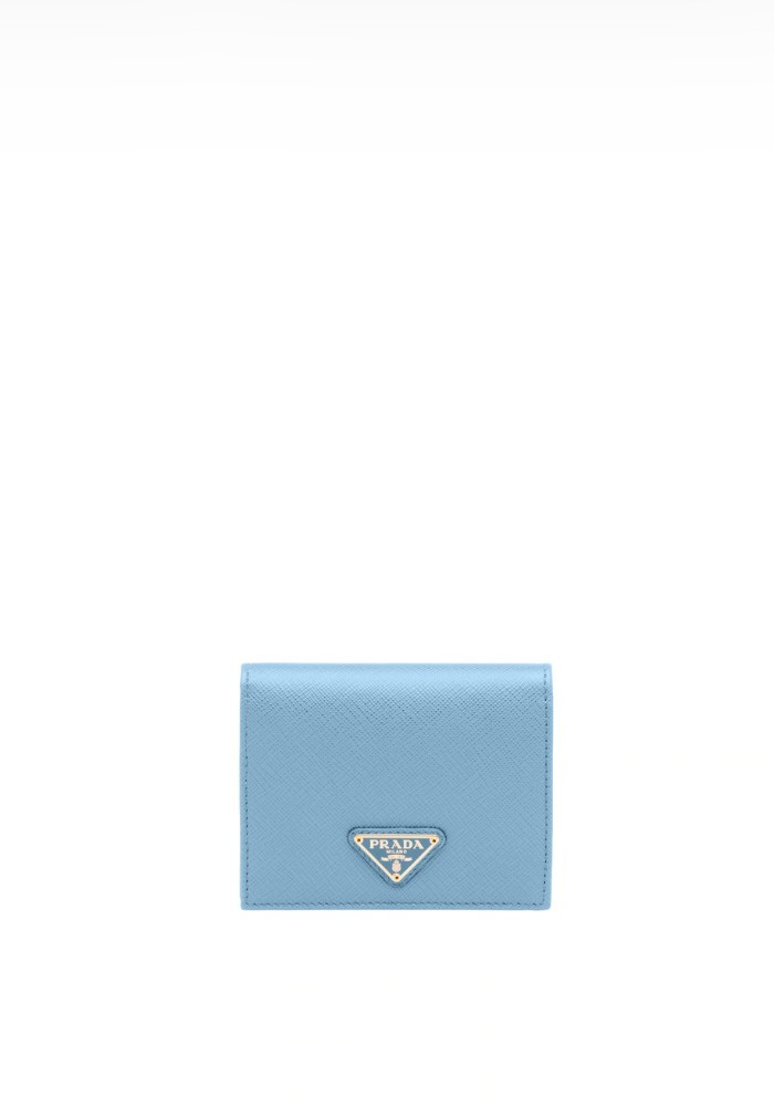Prada 2020 Top5必備粉嫩新品!翡翠綠腋下包、星空藍銀包全新夢幻配色