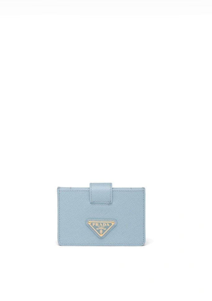 Prada 2020 Top5必備粉嫩新品!翡翠綠腋下包、星空藍銀包全新夢幻配色