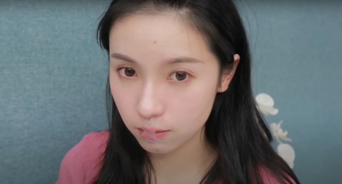 3個習慣教你同時改善凸嘴雙下巴,無需牙套告別土氣臉的臉部矯正訓練