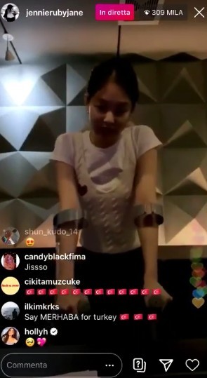 Blackpink,Jennie,Selena Gomez,划水爭議,hashtag