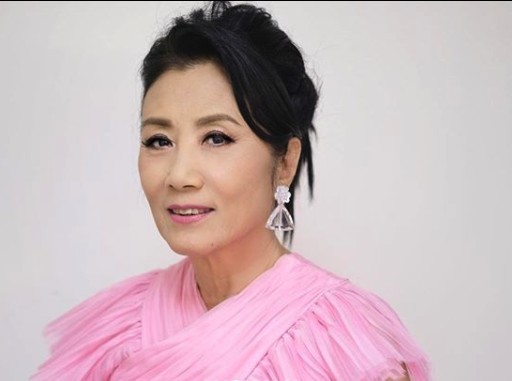 汪明荃大曬清純驚艷網路 獲吳若希、森美等狂讚,被封「荃荃BB」