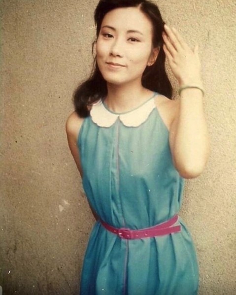 汪明荃大曬清純驚艷網路 獲吳若希、森美等狂讚,被封「荃荃BB」