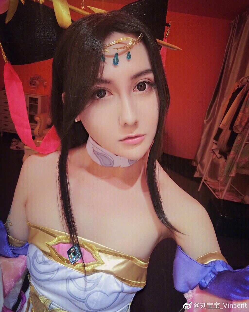 內地「蛇精男」劉梓晨消失3個月自爆全臉毀容!崩潰發文:不知道如何面對我的臉和生活!