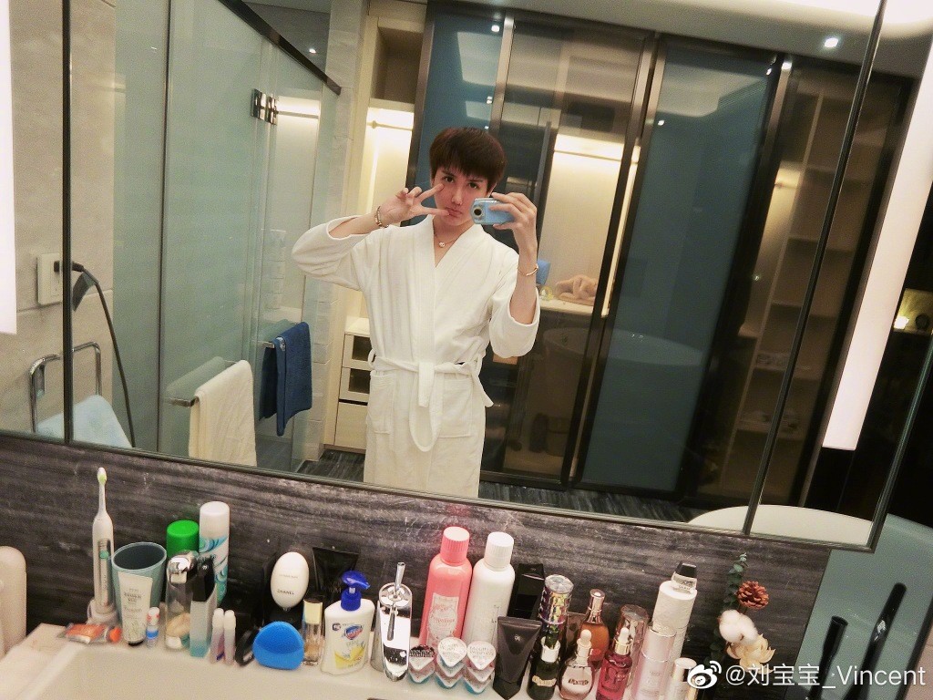 006rEKobly1g4elzp4goij31kw16oay2