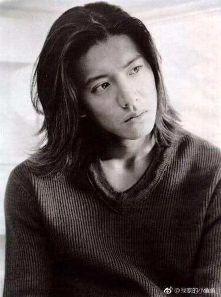 在木村拓哉事業最當紅的時期,2000年的他卻宣佈跟工藤靜香結婚