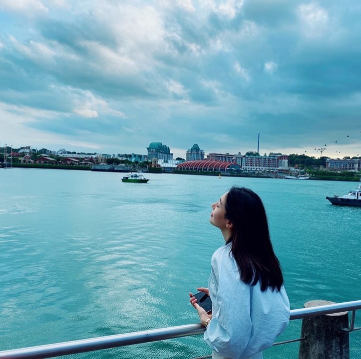 https://www.instagram.com/p/B2J2apzH__T/