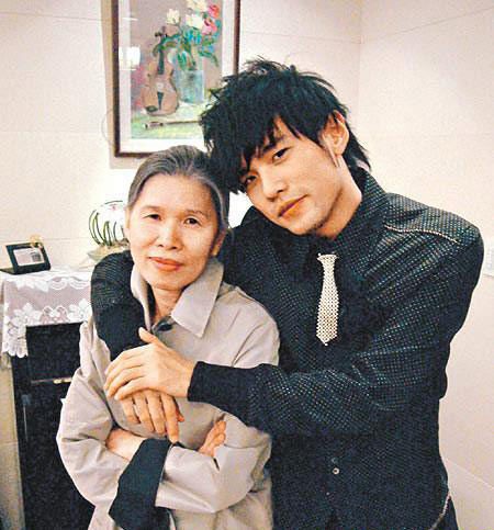 人馬男是善良又細膩的男生,耳朵軟的他們很多時候會聽女生的話
