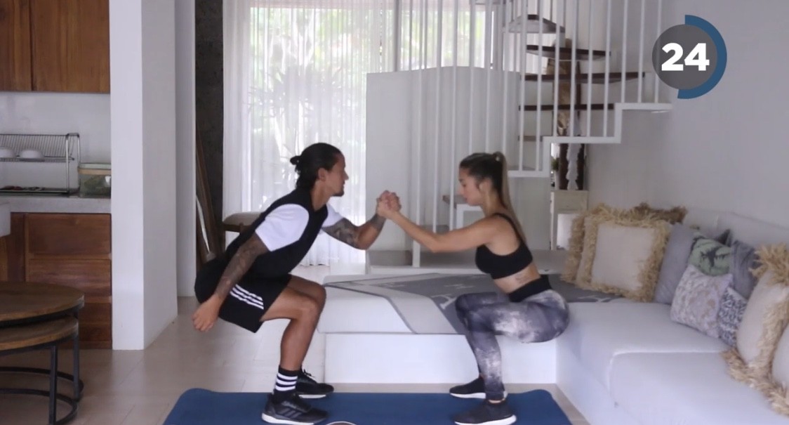 瘦身, 家居運動, couple workout, 減手臂,減拜拜肉,減肚腩,情侶拍拖,情侶運動,減大腿,男女瘦身