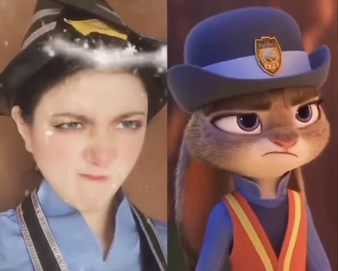 想不到原來扮公主也可以爆紅成名！全因她們扮得十分相似，撇除妝容之外，就連動作神情也非常入型入格！