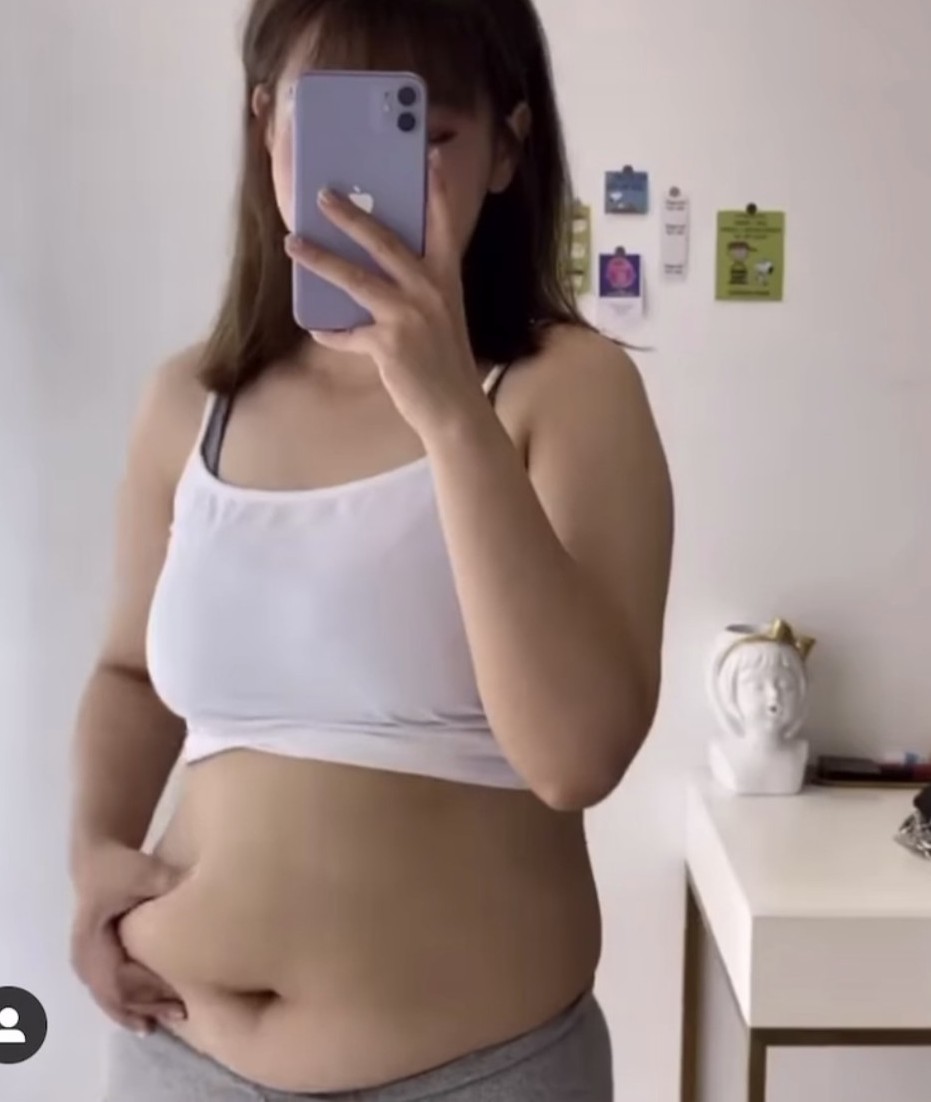 一位大肚腩加拜拜肉的女生只靠一件白色西裝褸,就襯出七款超顯瘦的衣服,一個星期都不用想穿甚麼了~看比例真的以為是高瘦女孩,仙氣滿滿,誰猜到裏面是個微胖女呢?!