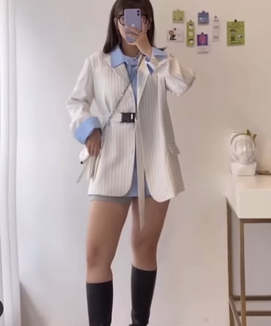 除了直條西裝可以顯高之外,加上皮帶也可以顯腰線。Oversize的衣服也可以露腿,因為上闊下窄的造型會顯瘦~完美隱藏肥肉!