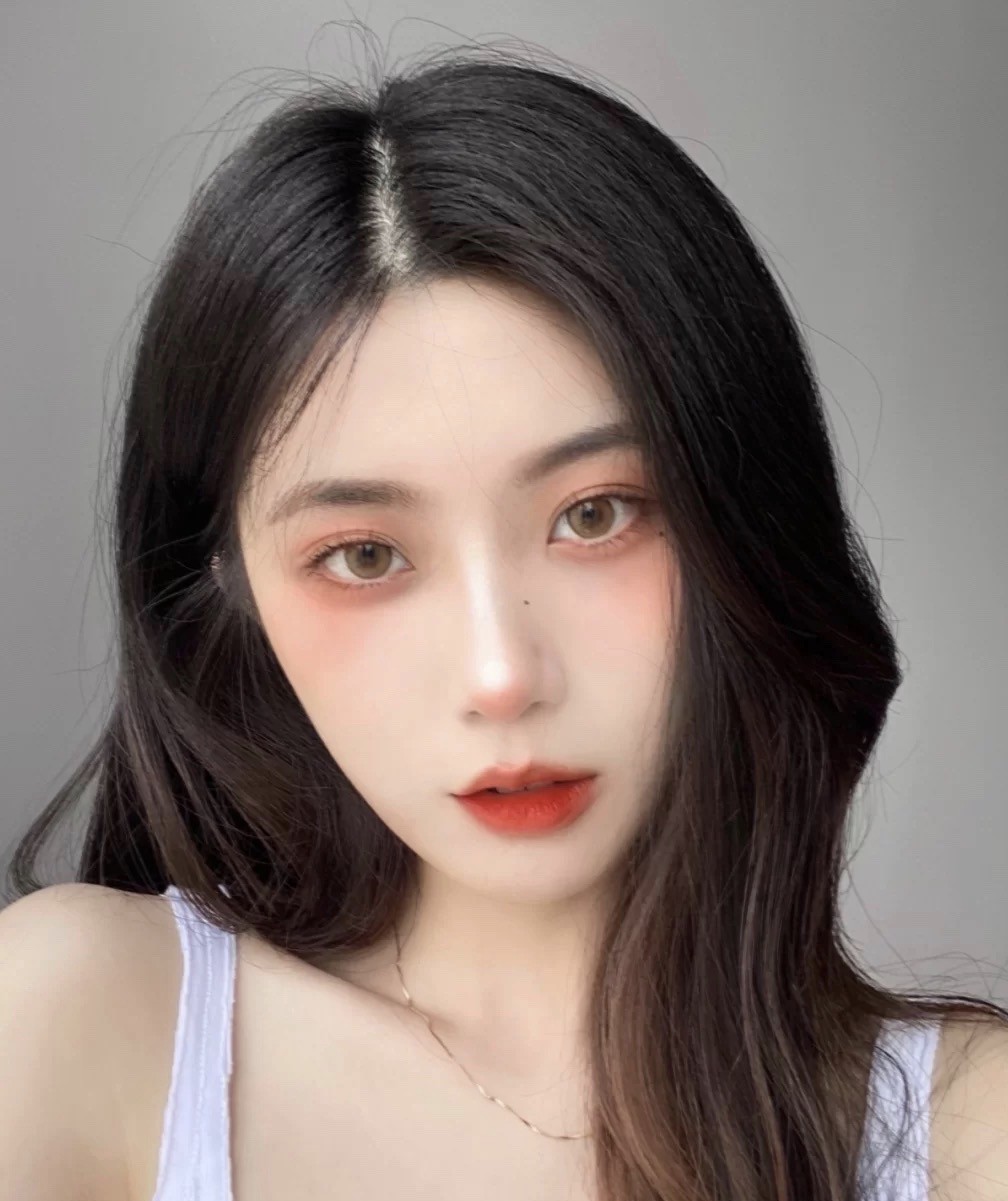 2020防水化妝品推介!防水眼線/眉筆/粉底/定妝噴霧/8款清新妝容示範