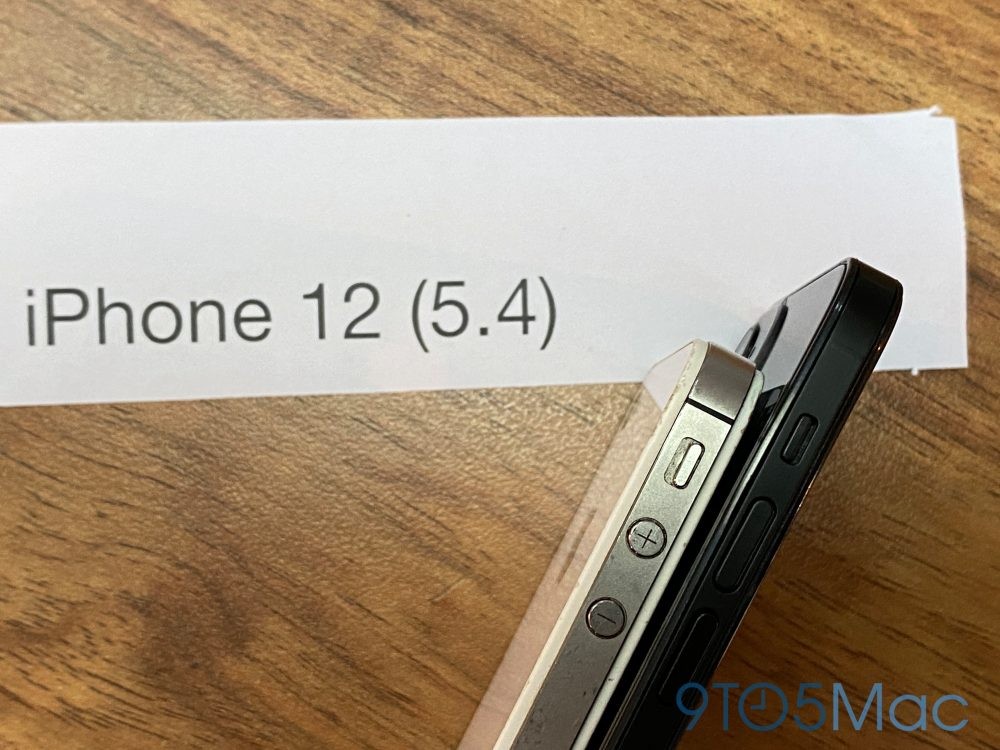 令果迷最最最感驚喜的,一定就是此系列的邊框都是沿用了iPhone 4出現的平整直角設計