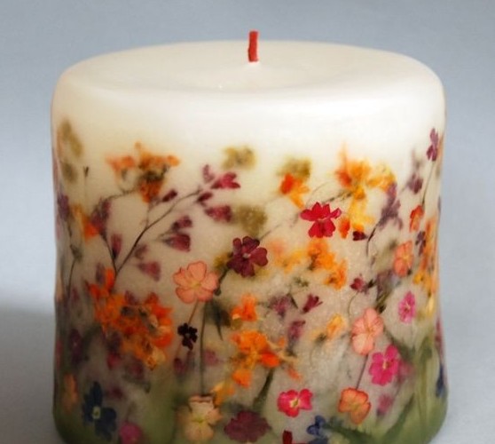 乾花蠟燭-不同色系的乾花可以營造不同的感覺,黃色或紅色的花朵看起來超溫馨的~