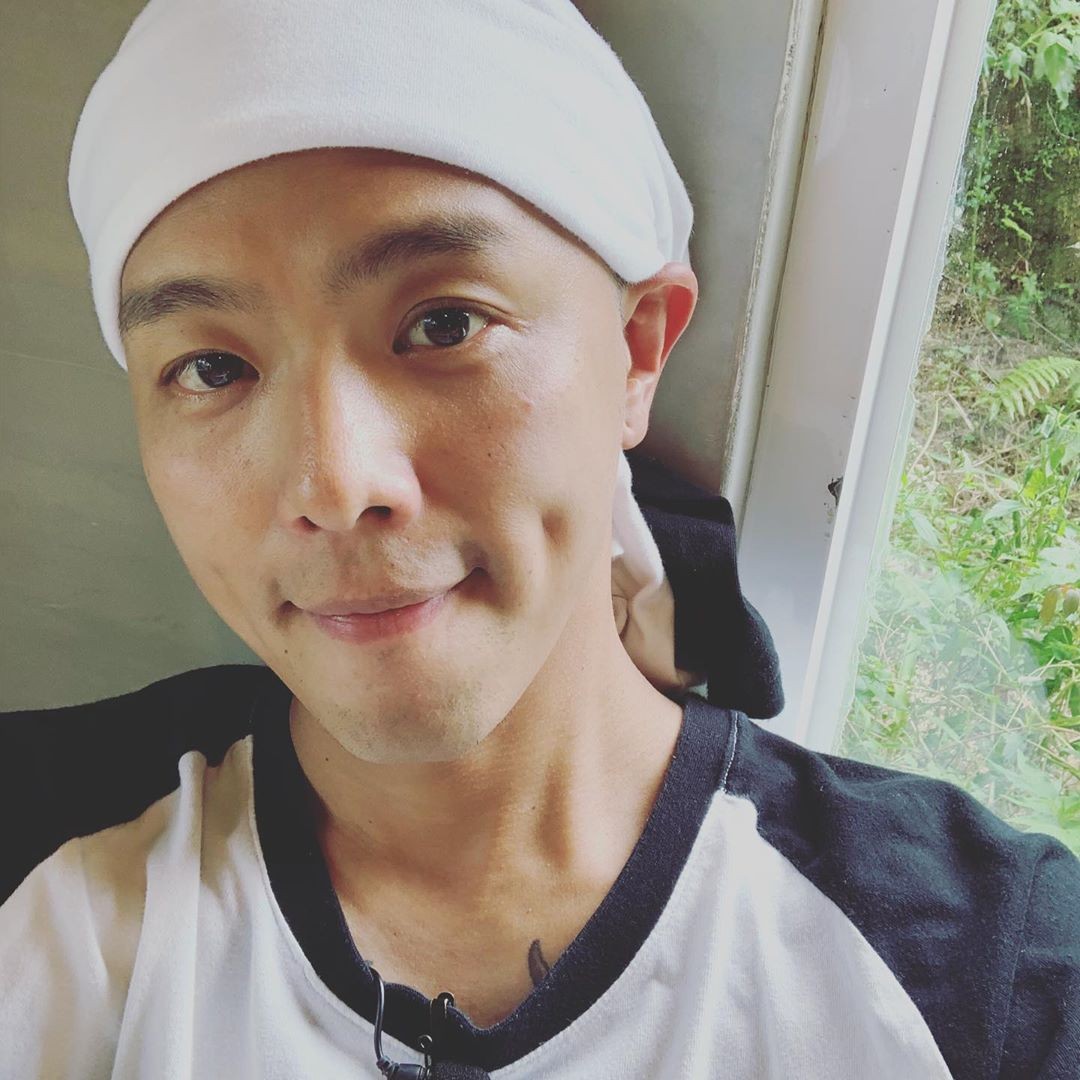小鬼黃鴻升過世「他給我很多體貼和包容,因為我以前是個瘋子,檢討過去,真的覺得能遇到這樣的初戀,讓我的感情觀非常健康,希望大家要相信一個好男人的存在」