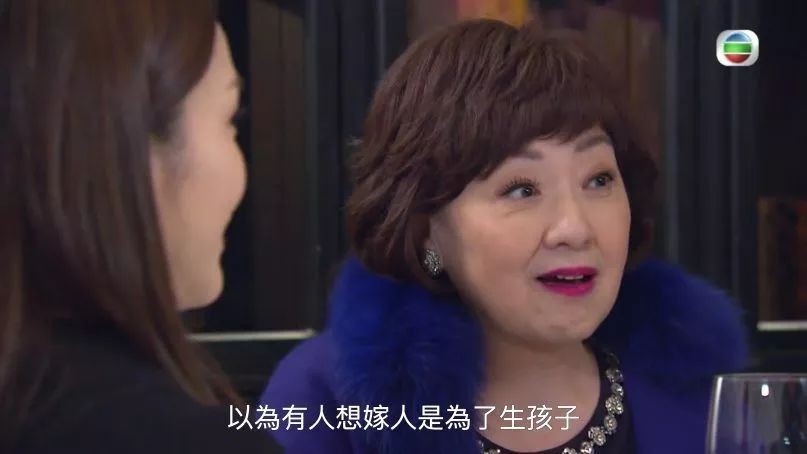 該發帖者更有提到自己家中有一個「廢物中嘅廢物」的弟弟,而弟弟之所以會變成這樣,全因其媽媽一手造成。因弟弟從小受到媽媽的溺愛,自小就可以橫行霸道