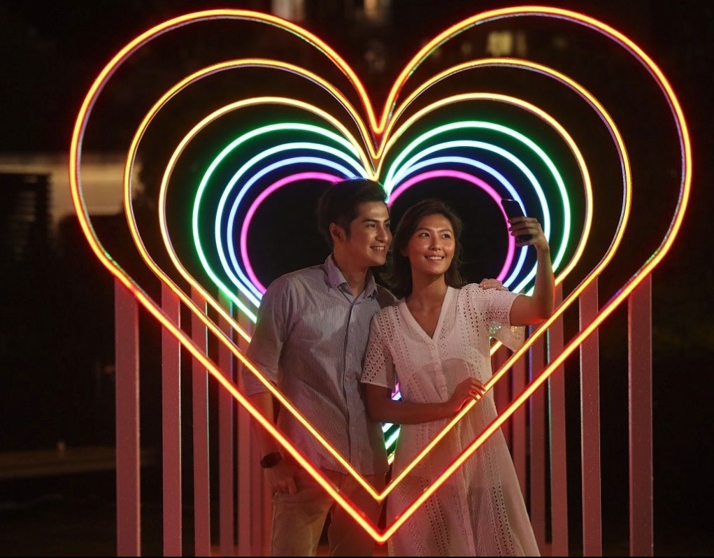 荃灣廣場 - Chill時空賞月『色』