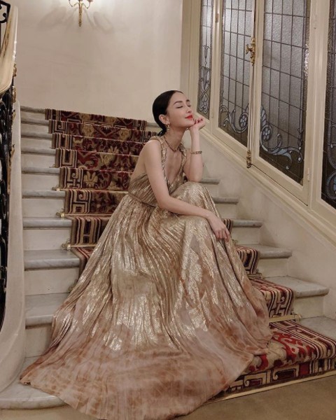 47歲李冰冰撞樣Angelababy?凍齡美貌震驚網民:「黃曉明可能都認錯!」