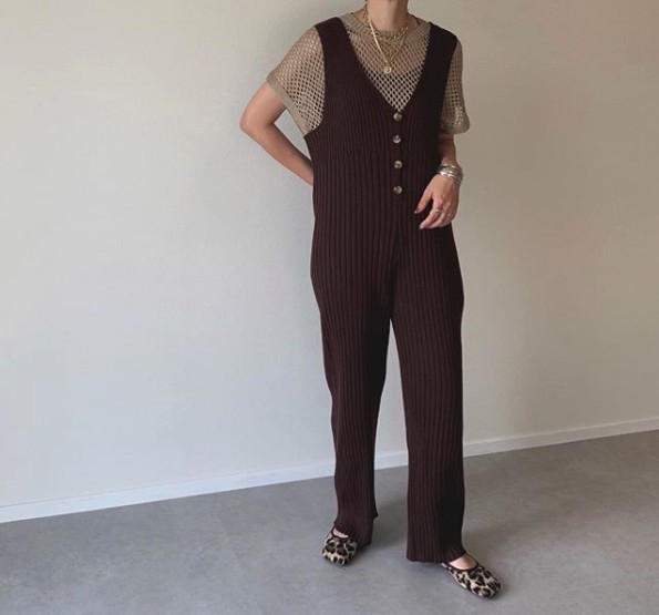 2020秋冬必備日系大地色穿搭!4大流行單品完美掩飾下身肥胖煩惱~