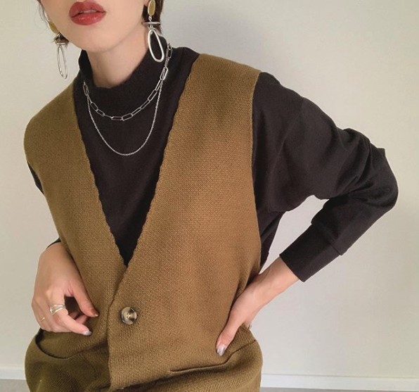 2020秋冬必備日系大地色穿搭!4大流行單品完美掩飾下身肥胖煩惱~