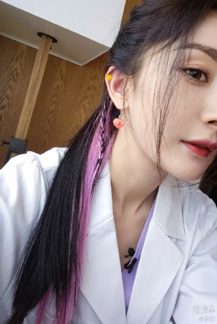 楊冪,Angelababy,素顏自拍,生日