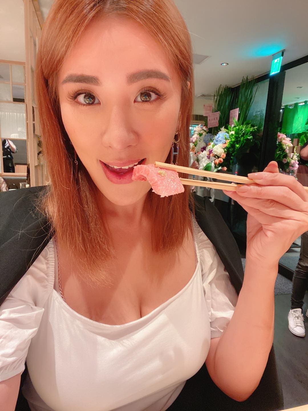 她認為減肥控制食量很重要,她亦分享自己以前一天吃三個飯,現在一個飯可以分成三餐吃,但是她並不會感到餓。在一開始減食量的時候,每次吃到七分飽就好。而且,食速也要很慢,一定要「細嚼慢嚥」,每一口都至少咀嚼20下,不要狼吞虎嚥