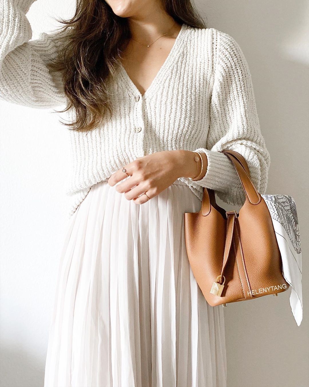 【名牌手袋】Hermès愛馬仕迷都愛稱它為「菜籃子」,就像是一個菜市場中的迷人小菜籃~