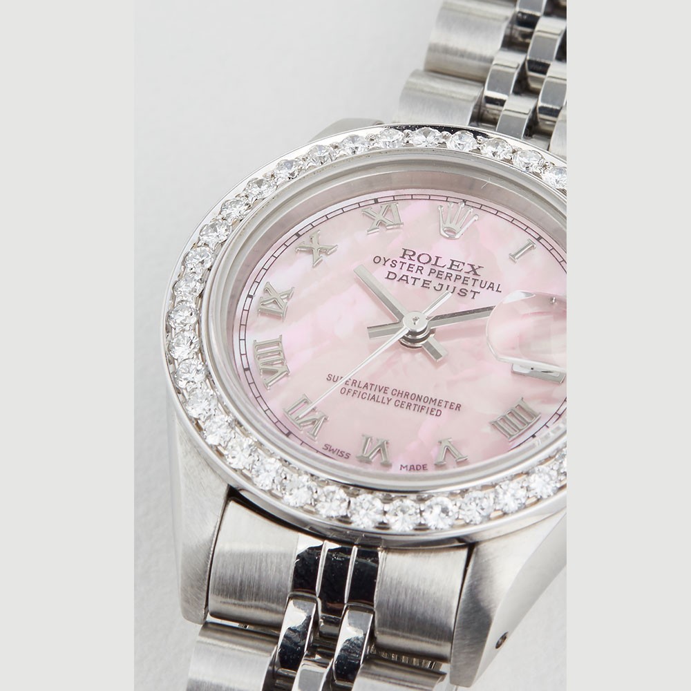 【Rolex勞力士】櫻花粉的勞力士還有這一款,不同的是在錶帶上較為幼細以及用了羅馬數字作為設計