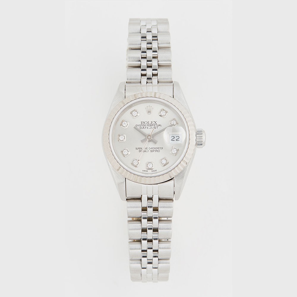 【Rolex勞力士】最簡單的「勞力士」錶款一定就是它!沒有太多的色調襯托,以其經典Datejust設計造型登場就已經很吸睛~