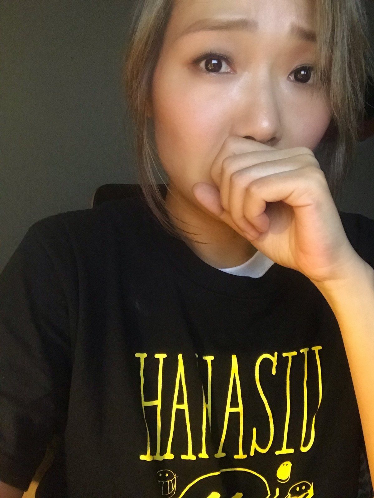 卓韻芝4然後走到了一個毒販脅持人質的芧屋裏,緊張關頭就被射死了。她解釋當時:「我有對準佢但唔識㩒把槍出嚟」,在她一心打算復活再玩過時,突然遊戲結束了,畫面呈黑白色,意指角色死掉了。