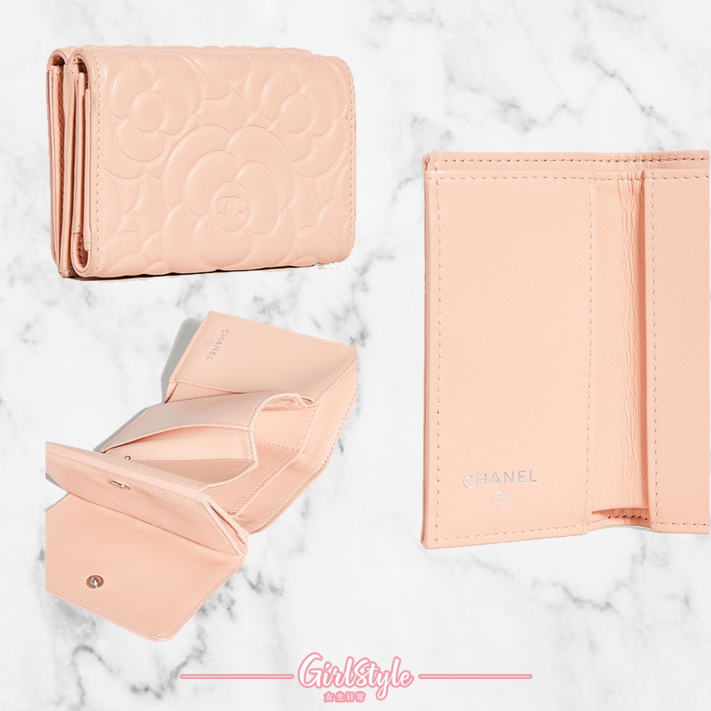 【外國網購名牌錢包】錢包尺寸長度為10厘米、高度是7厘米,最適合嬌小的甜美女生入手它~