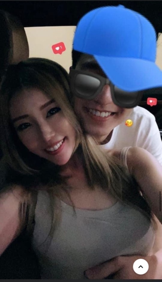 【朱凌凌】Charlotte在社交平台發放了與男友去酒店staycation的甜蜜合照,雖然Charlotte發佈合照時已相當謹慎