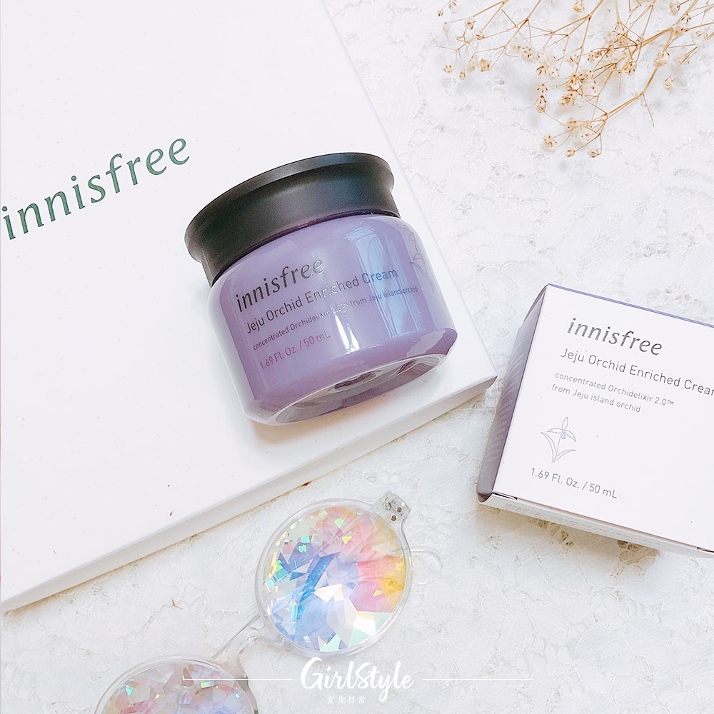 【秋冬護膚品】質感豐盈的面霜能瞬間被肌膚吸收,讓乾燥的肌膚即時回復水潤飽滿。全新昇華成份寒蘭精萃2.0 TM有助鬆弛老化的肌膚回復彈力