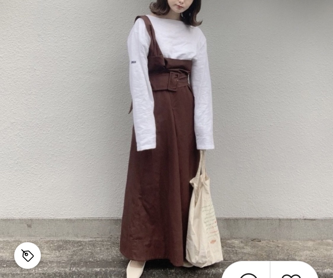 秋冬穿搭奶茶色1今年日系的吊帶裙流行只有一條吊帶,甚至是吊帶一高一低!不平衡感也是流行的元素,大家不妨可以試試看~看起來非常斯文高貴!