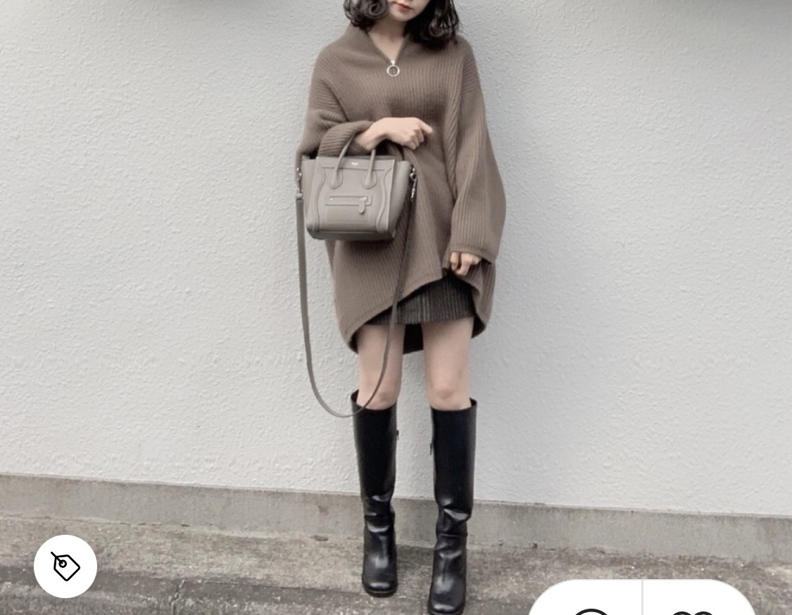 秋冬穿搭奶茶色5不要覺得保暖會像「老女人」,其實毛衣有時候也可以配搭得性感!例如長版的毛衣就可以直接當裙子穿,加上高跟鞋就是女生的小心機~看起來超級嬌俏,絕對讓人很想保護你!