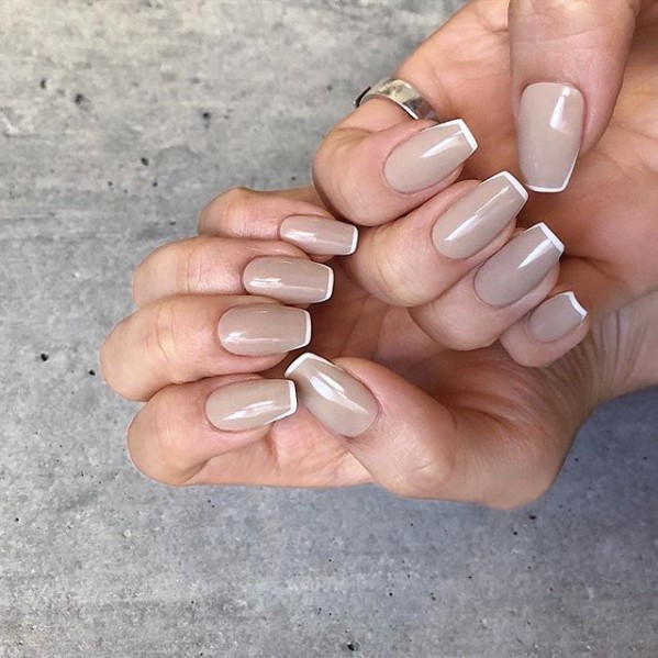 法式指甲(French Nails)是一款歷久不衰的美甲款式。