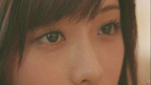 其實石原里美也曾經被討厭,她同時被封為日本「最喜愛」又「最討厭」的女星!全因在《失戀巧克力職人》一劇中,飾演了一位「小妖精」的角色,角色相當破格,要妖豔而且收復男人的角色,讓觀眾也對她的印象減分!雖然沒演小三,但是玩弄男人耍手段利用人的性格就有部分刻了在她的名字上。