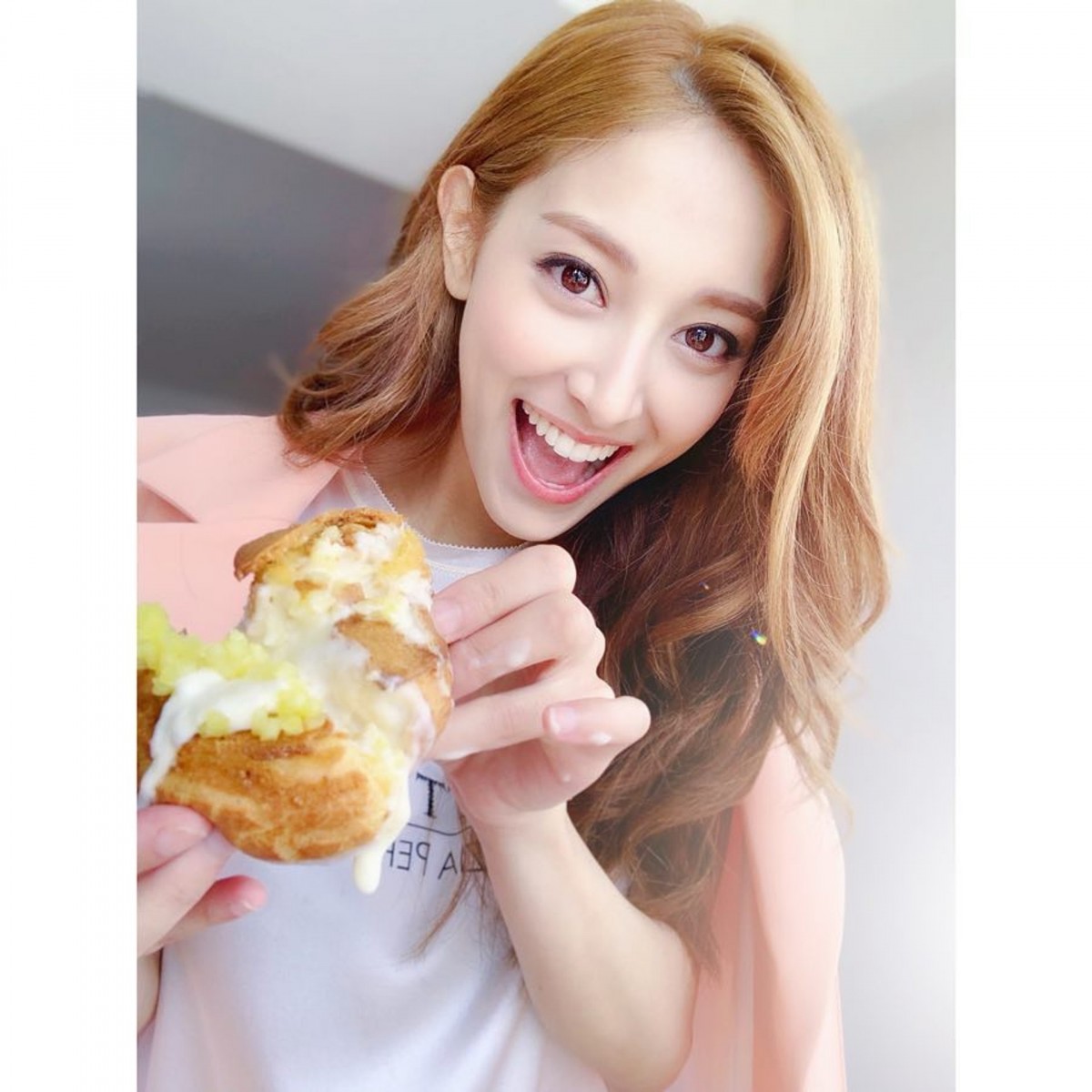 【陳凱琳】自生完兩個仔仔鄭承悅(Rafael )及鄭承亮(Yannick)後,主力在家中照顧小孩及發展自己的個人事業