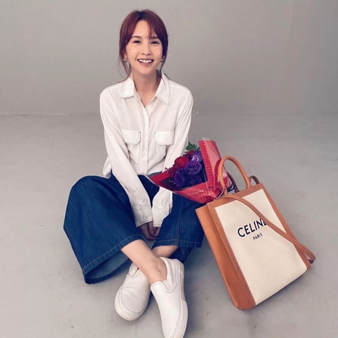 #CELINE Small Celine shopping bag HK$11,500