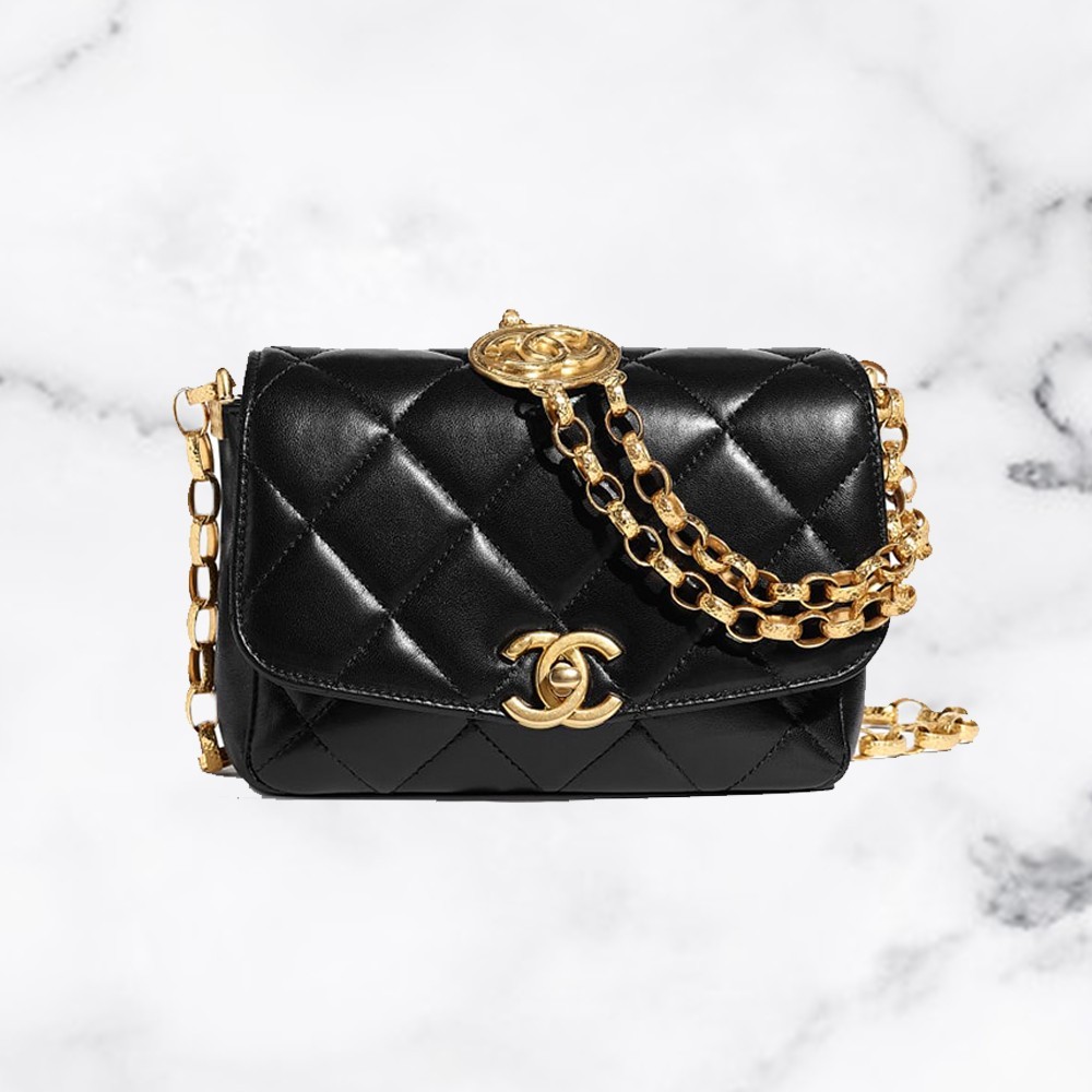 【名牌手袋】Chanel手袋是每個女生夢寐以求的手袋Top 3,繼之前推出的Chanel「小金球」手袋引起哄動後,被一一全瘋搶~