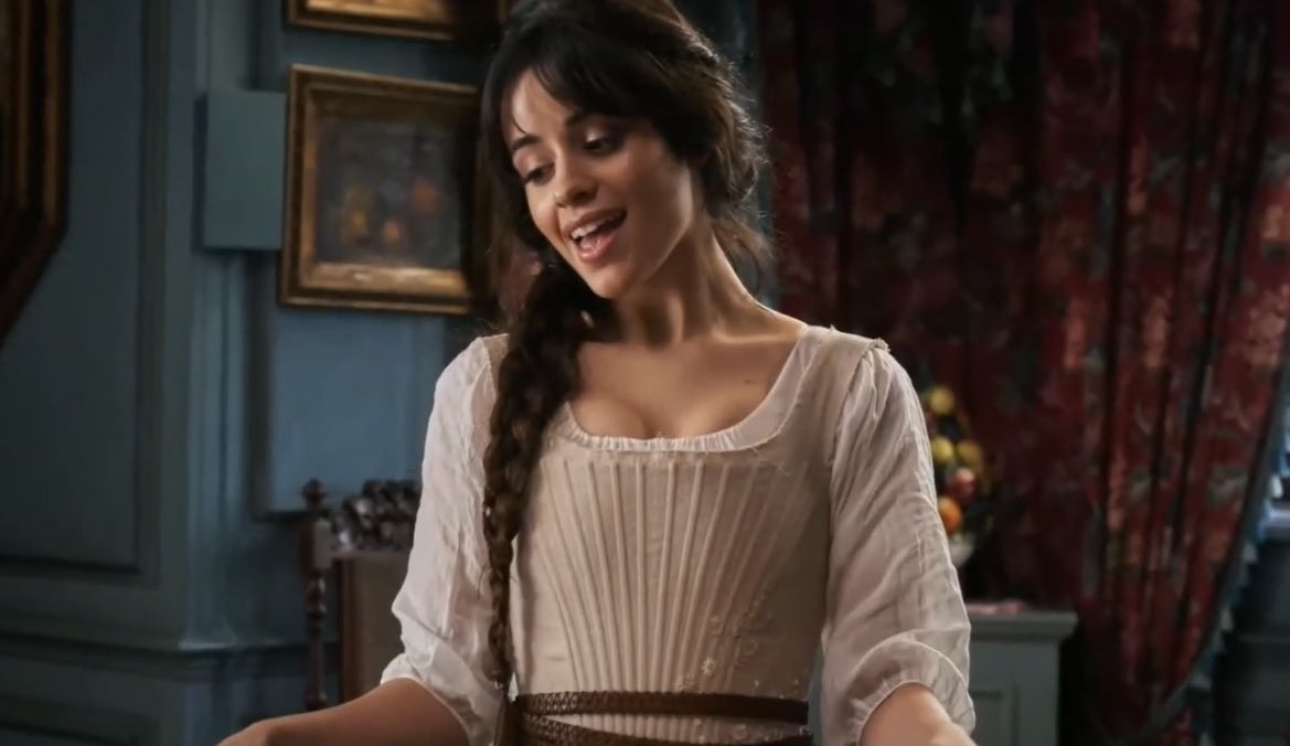 真人版《灰姑娘》Camila Cabello劇照首曝光電影2021年上映