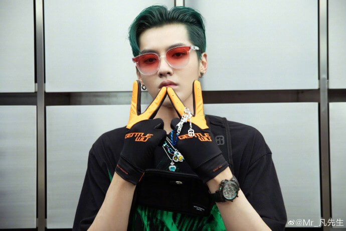 吳亦凡擔任節目導師長達4年,這才是頭一次情緒失控,因此也算是情有可原。